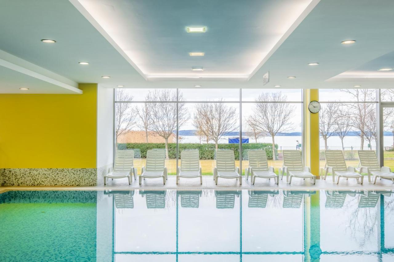Myflat Club 218 Palazzo Wellness Apartment Шиофок Экстерьер фото