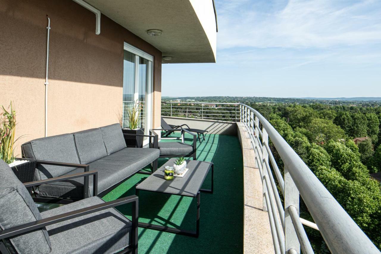 Myflat Club 218 Palazzo Wellness Apartment Шиофок Экстерьер фото