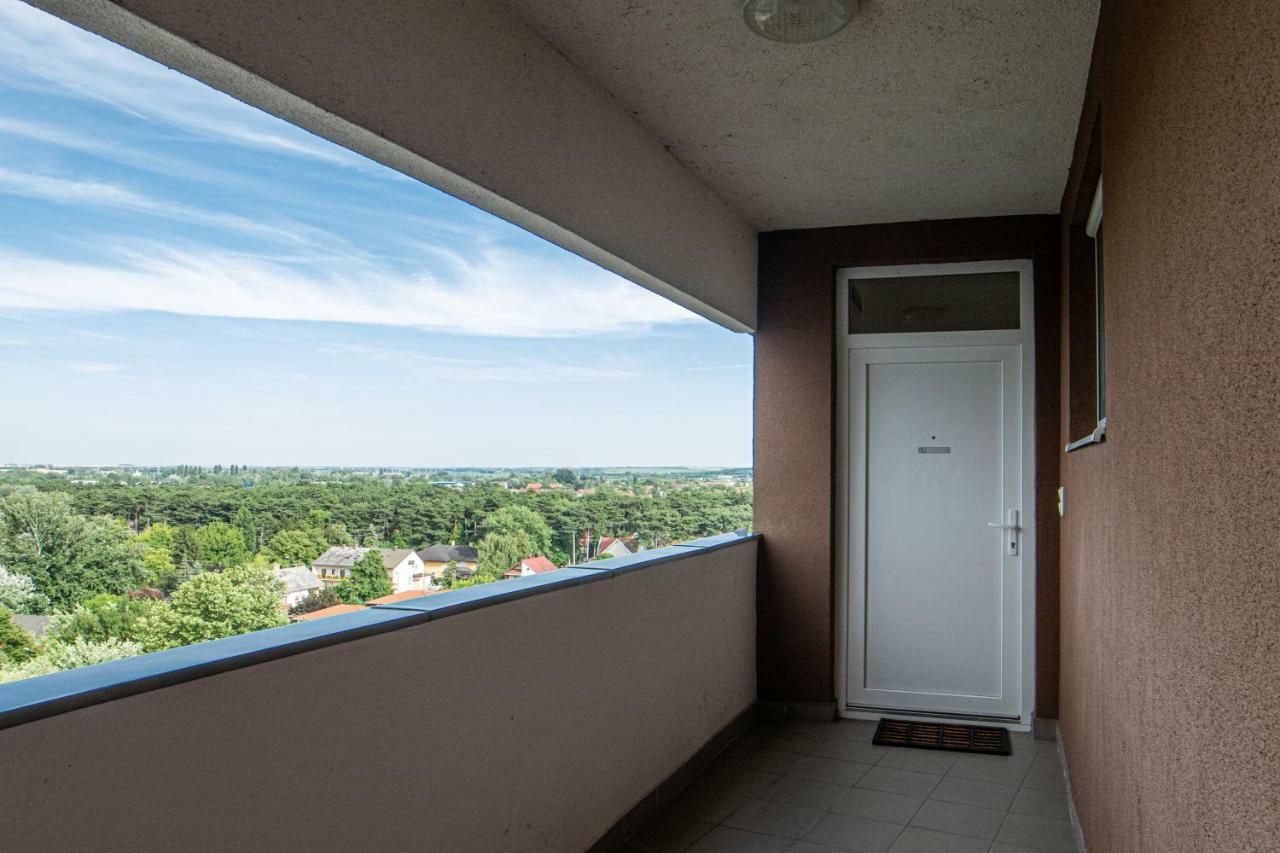Myflat Club 218 Palazzo Wellness Apartment Шиофок Экстерьер фото